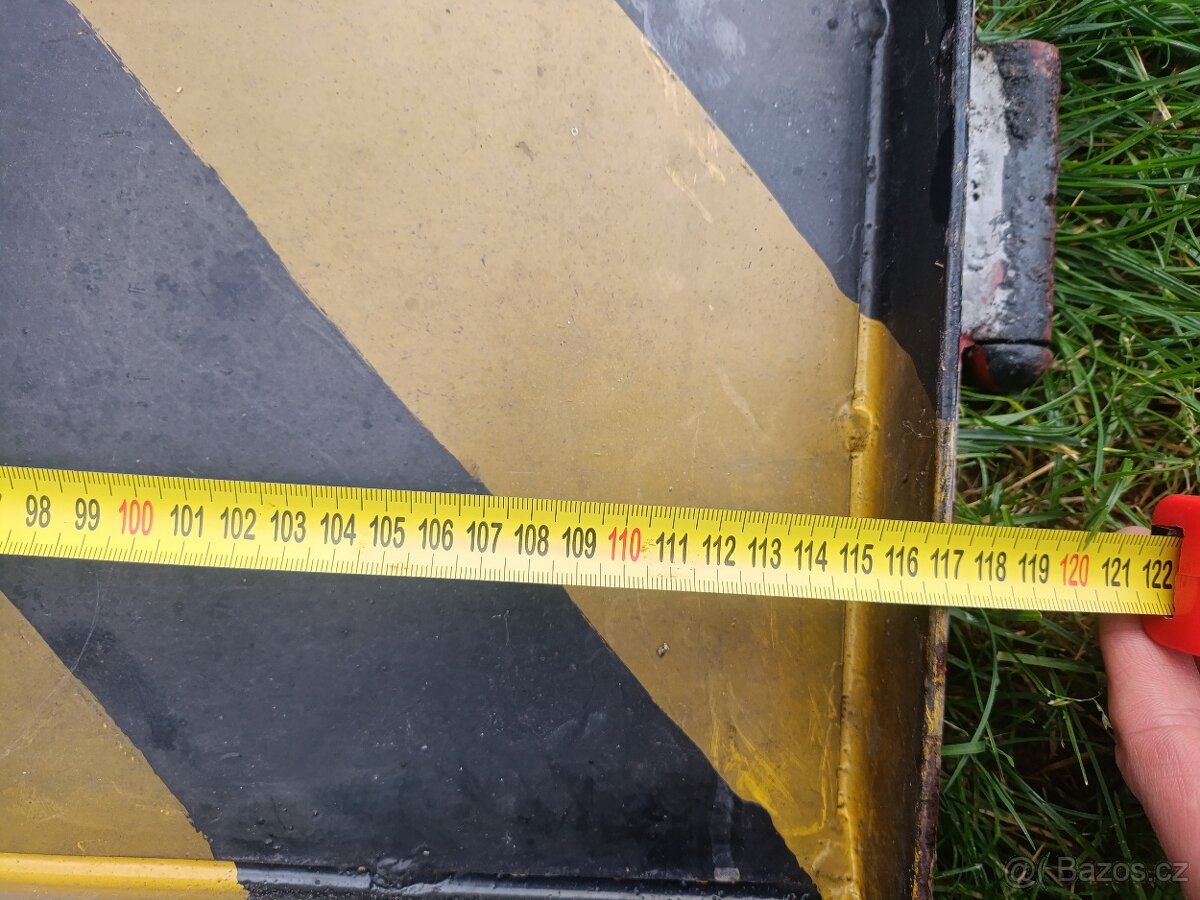 Garážová vrata. Dvou křídla. Pozor sleva - 4