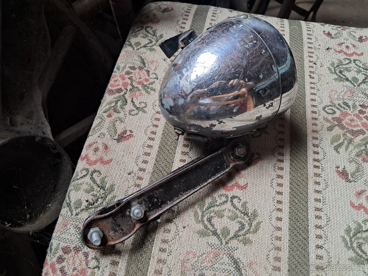 Stadion s11 moc pěkné světlo DAIMON - 4