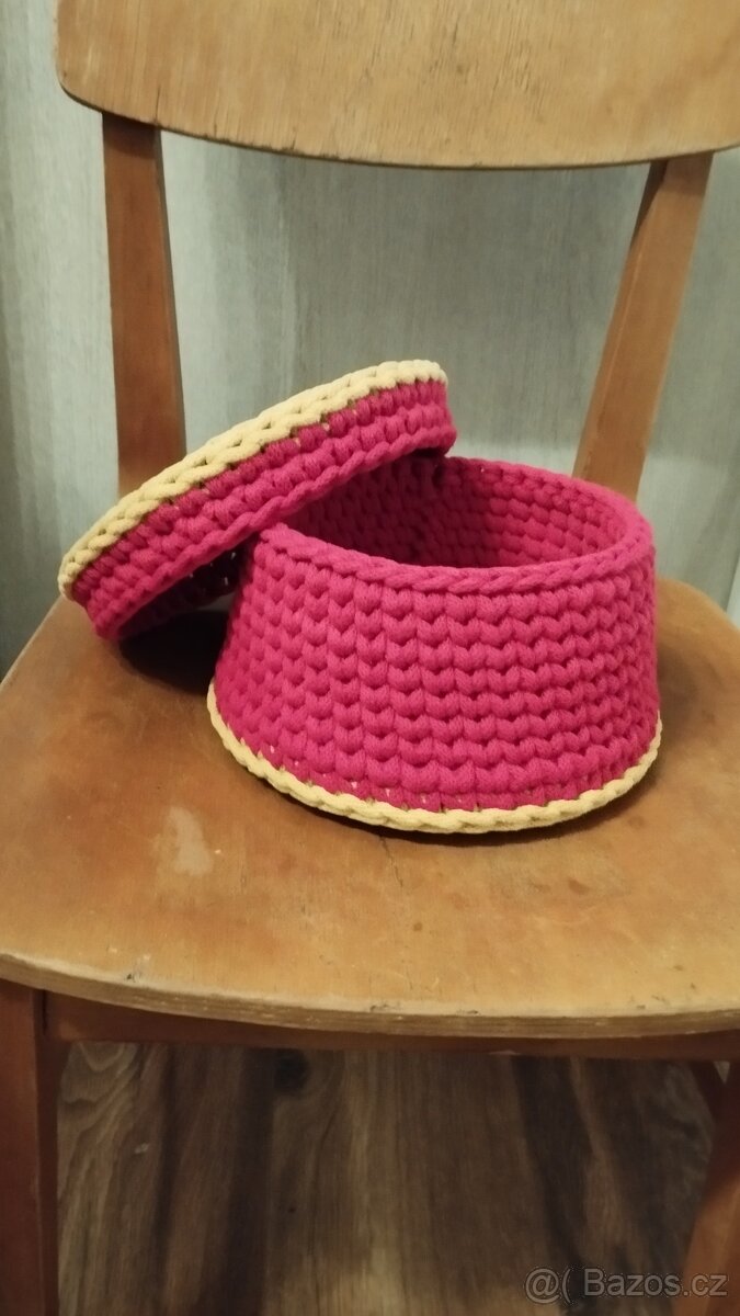 Červeno-žlutý háčkovaný košíček s víkem - Mandala - 4