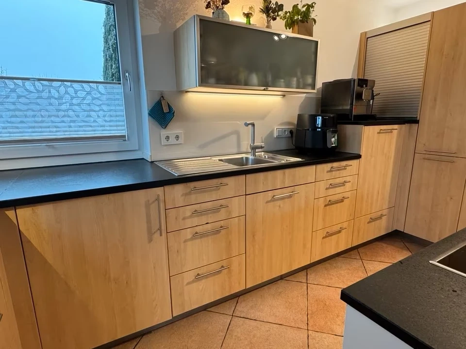 Velká moderně-klasická kuchyně(25.23) - 4