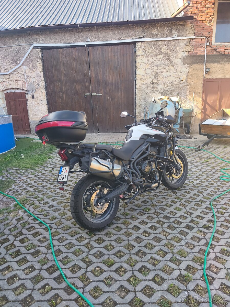 Triumph Tiger 800 - 4