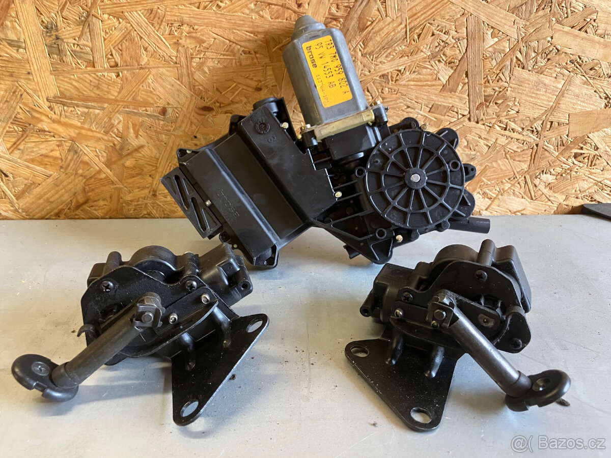 VW Sharan I - díly z vozu - 4