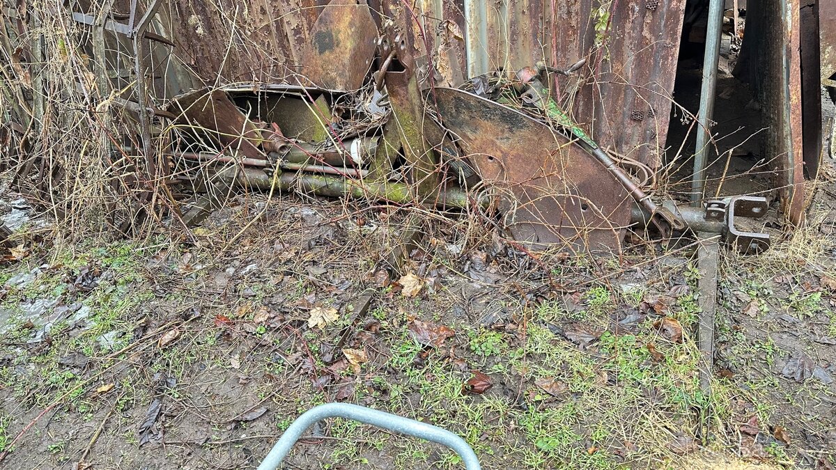 Prodám staré polnohospodářské vybavení - 4