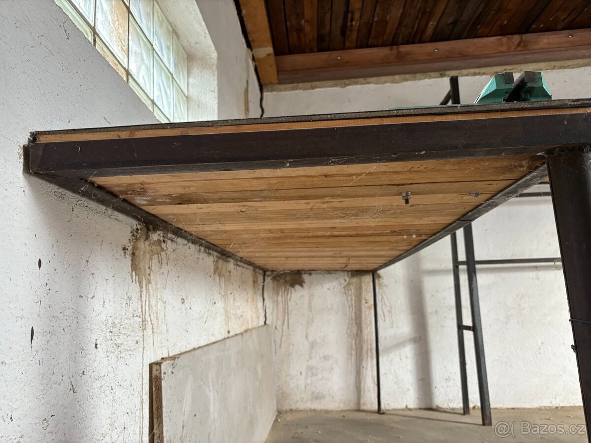 Dílenský pracovní stůl - ponk - 4