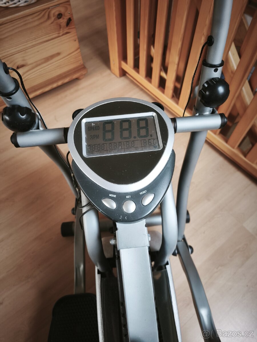 Posilovací stroj - 4