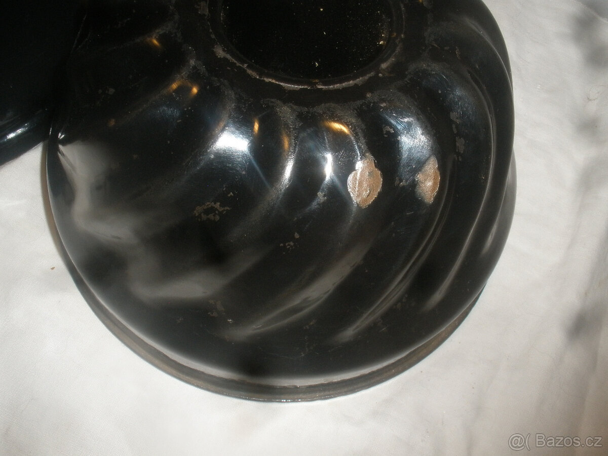 Staré smalt. nádobí - 4