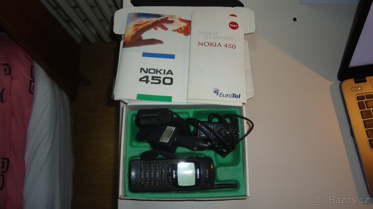 Mob. tel. Nokia 450 - 4