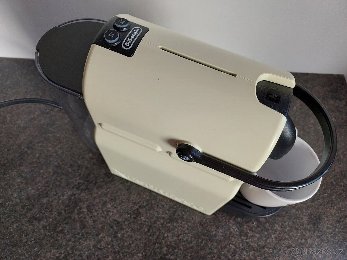 Vysokotlaký kávovar na kapsle - 4