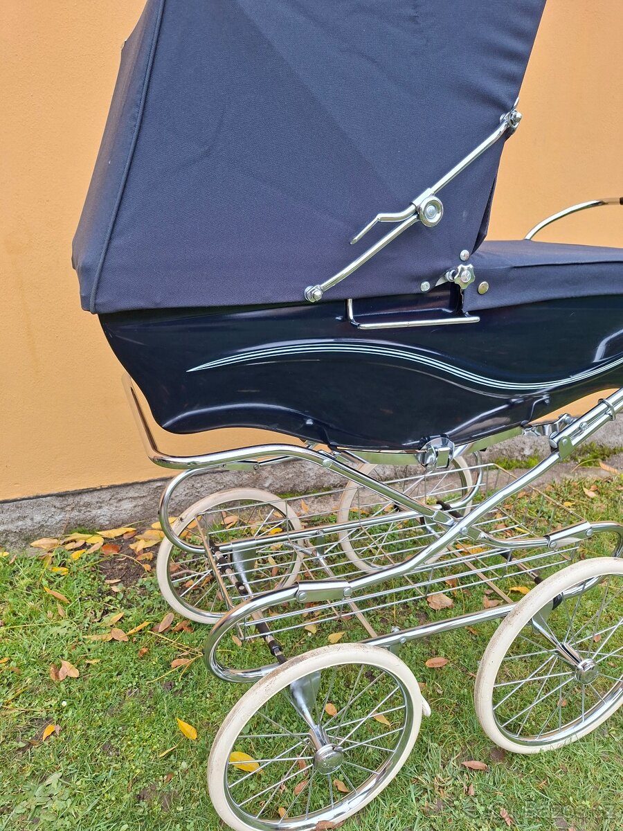 Retro kočárek Silver Cross č. 1 - 4