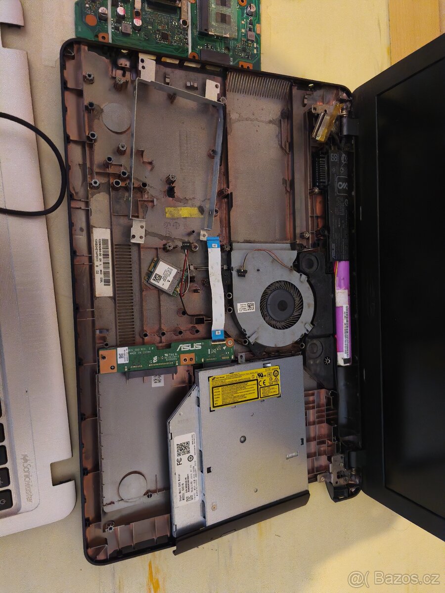 Asus vivobook X540U nefunkční na ND - 4