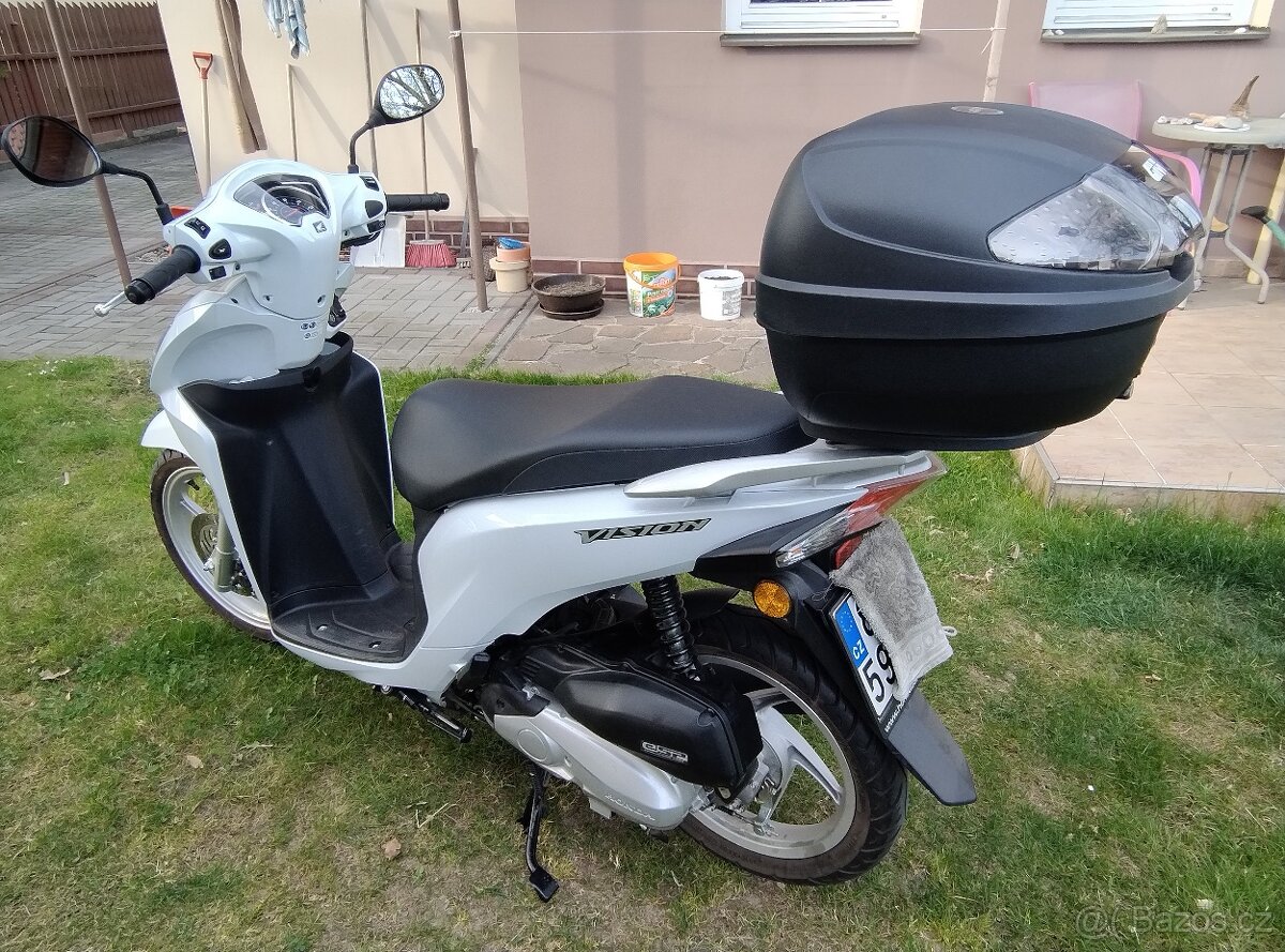 Honda Vision - 4