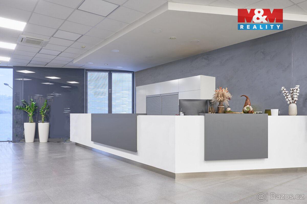 Prodej obchodního objektu, 5777 m², Zlín - 4