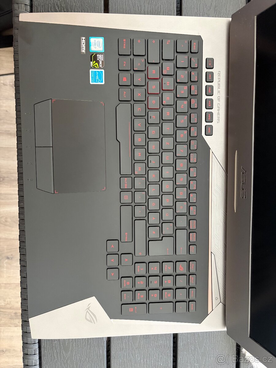 Herní notebook Asus ROG - 4