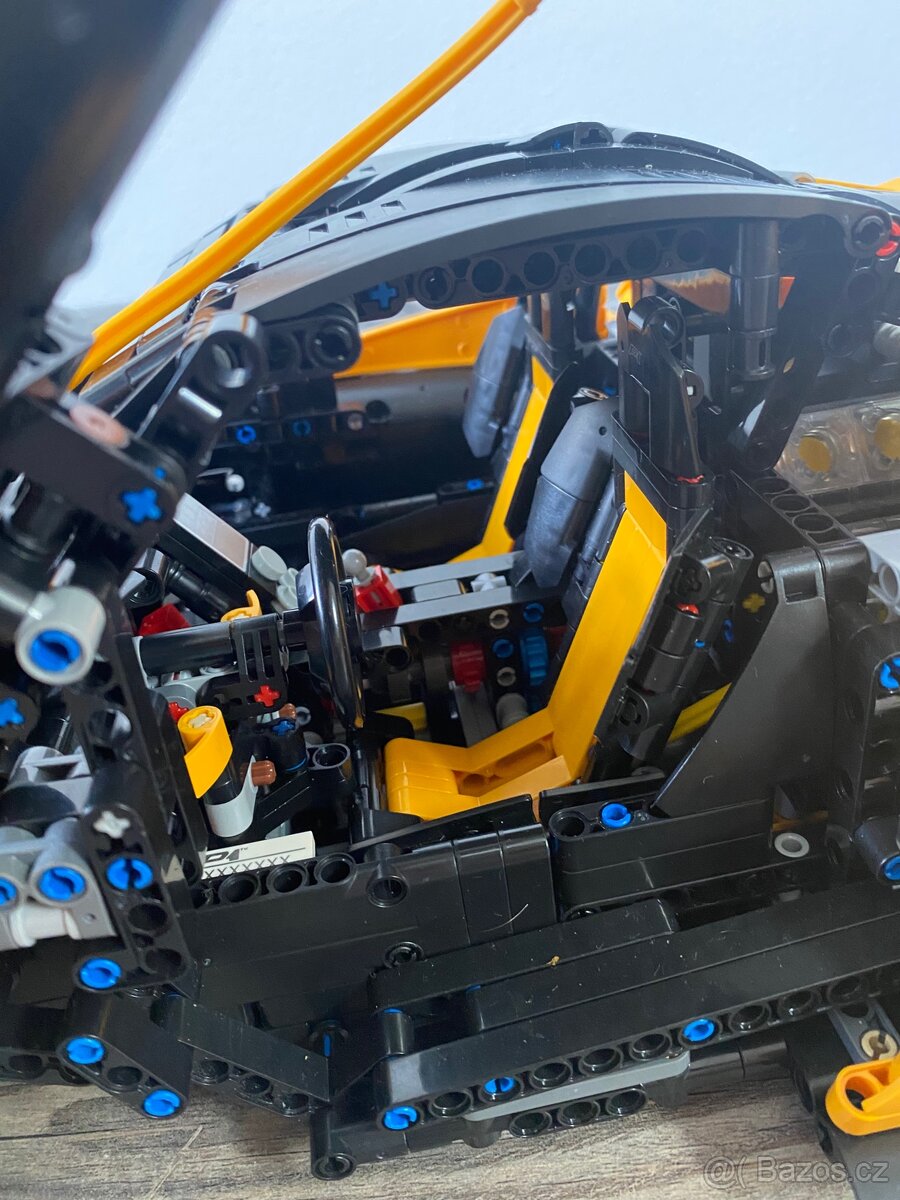 LEGO McLaren P1 - 4