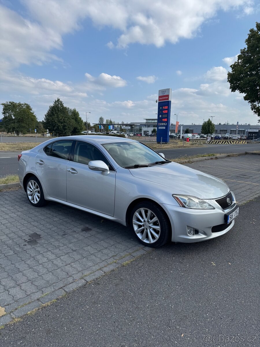 Lexus is220d - 4