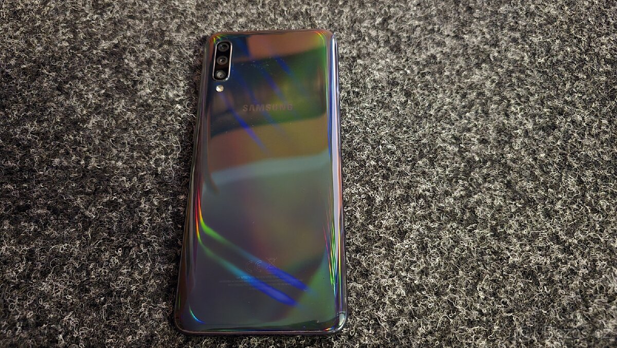 Samsung Galaxy A70 - 4