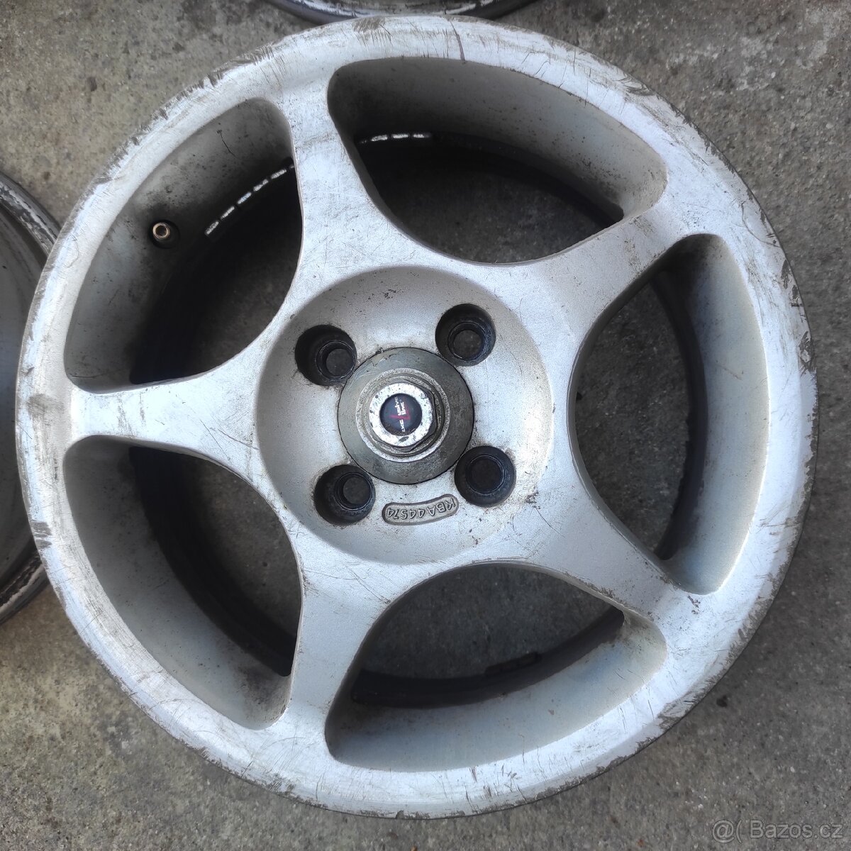 R14 4x100 - 4