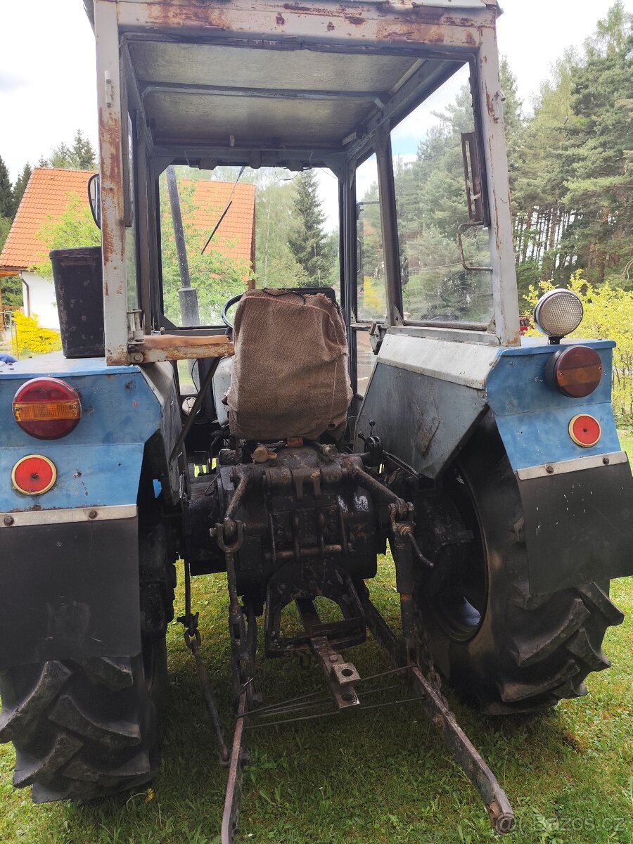 Zetor 4011 bez SPZ - 4