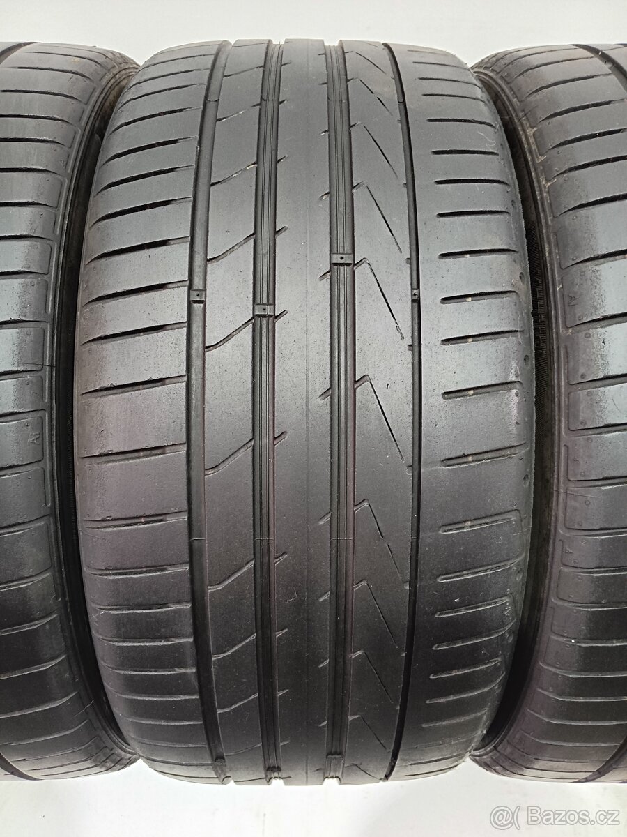 Letní pneu 245/40/18 Hankook - 4
