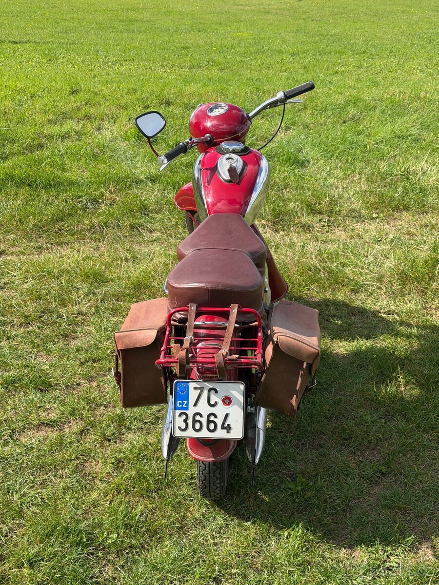 Jawa 250/353 - 4