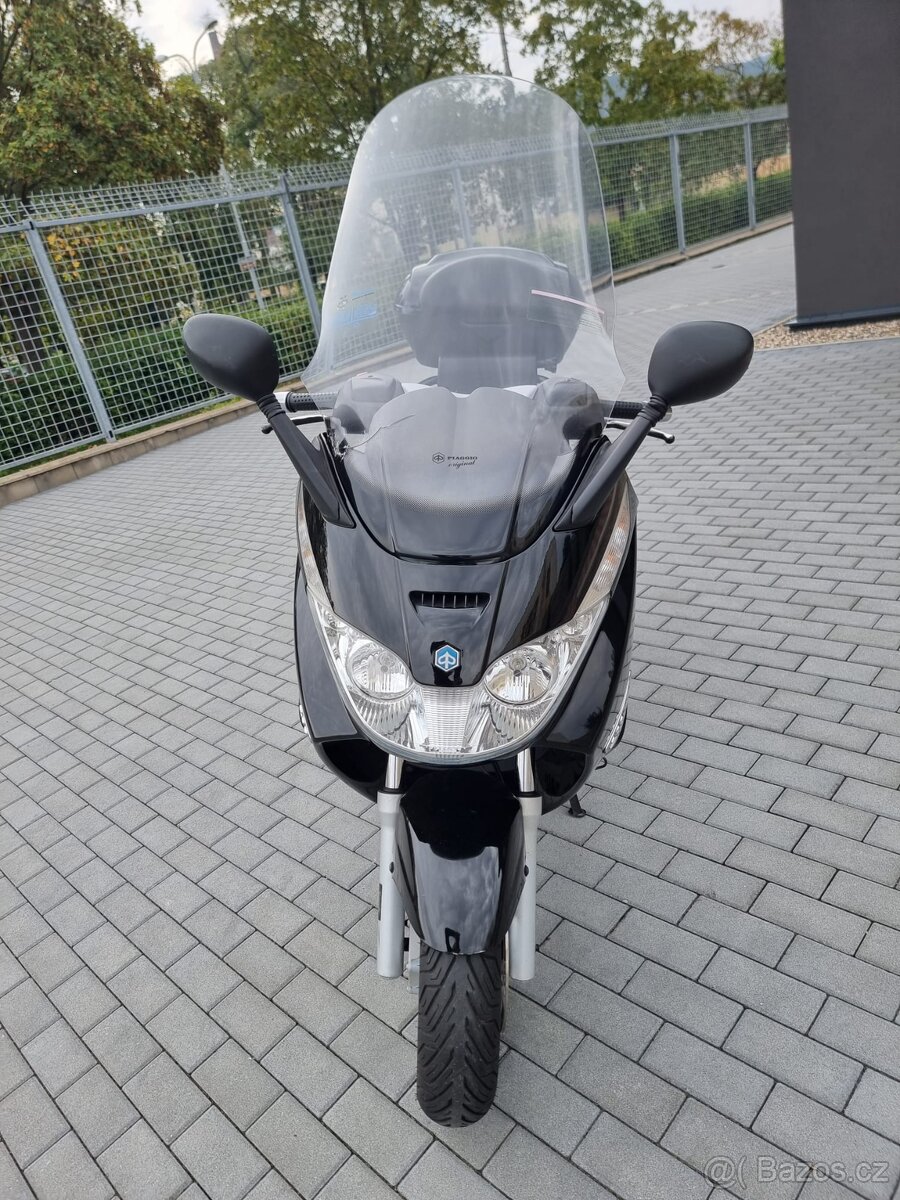 Piaggio X8 200 - 4