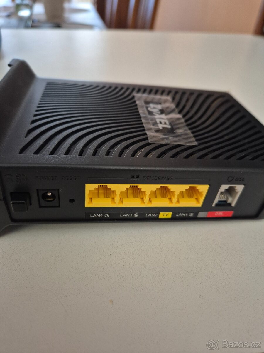 ADSL modem Zyxel Prestige P-660HN-T3A - 4