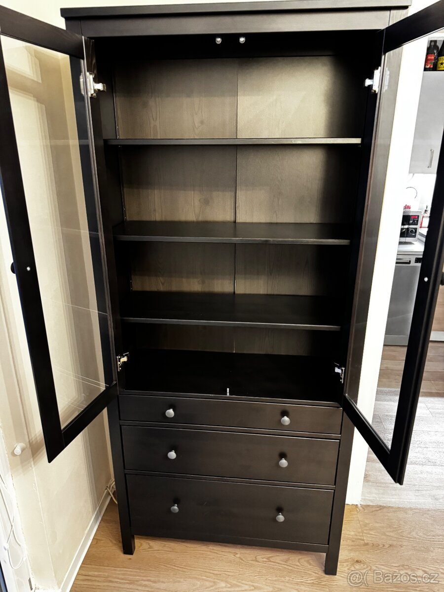 Vitrína ikea Hemnes - 4