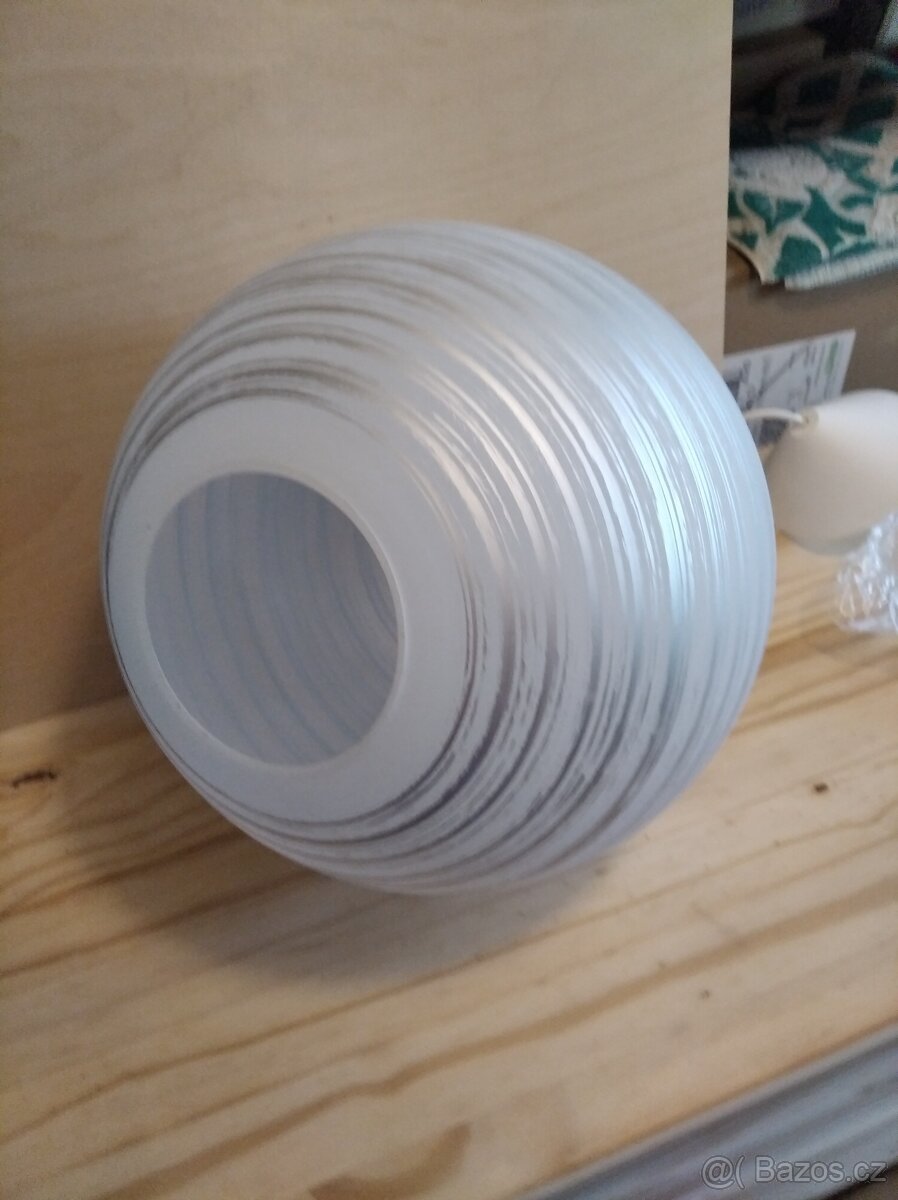 Lustr skleněný kulatý - 4