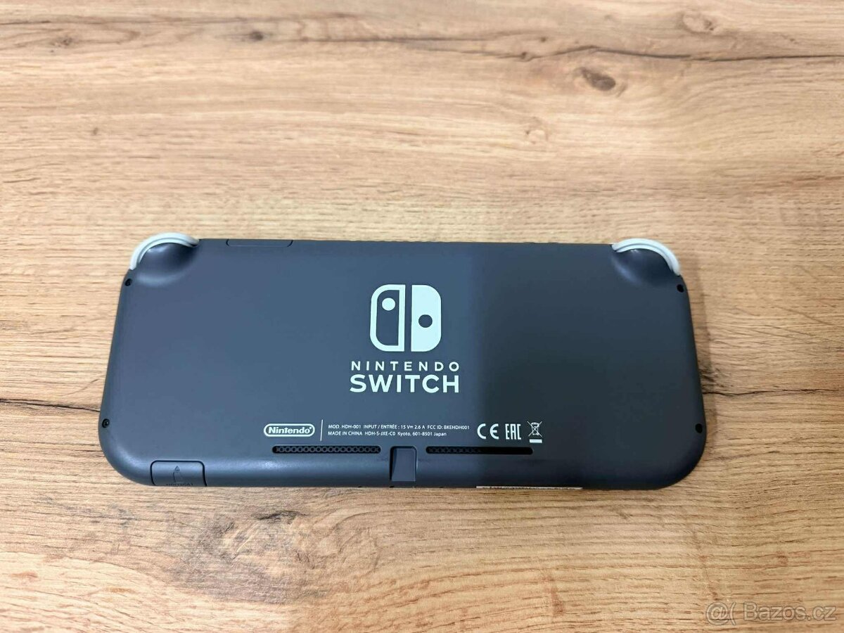 Nintendo Switch Lite se zárukou - 4