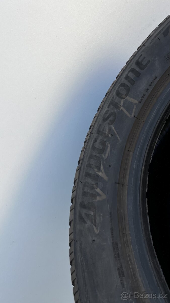 2x - zimní pneu - 225/60 R18 104V - BRIDGESTONE - 6mm - 4