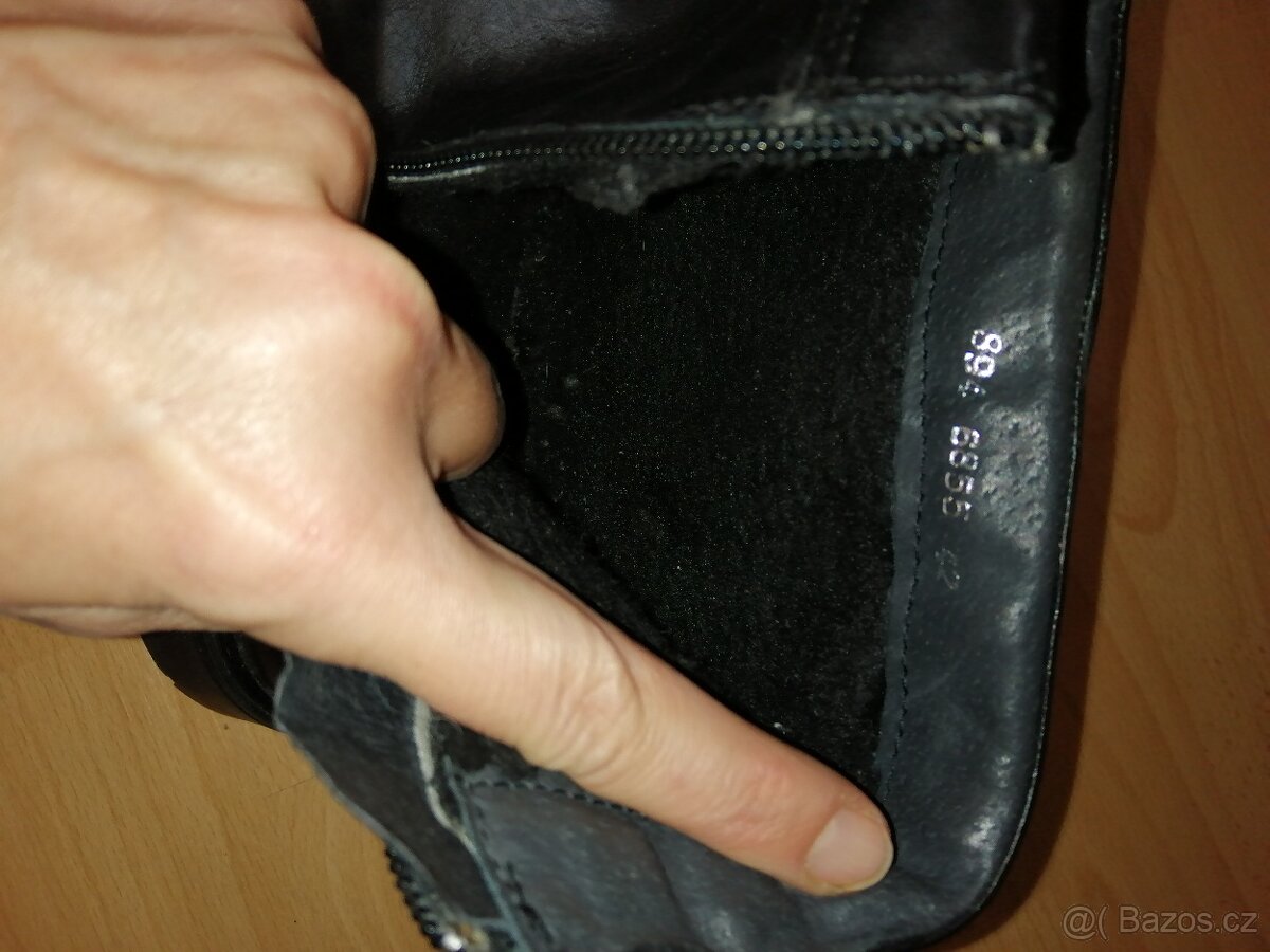 Pánské zimní kožené boty zn. Baťa vel. 42 - 4