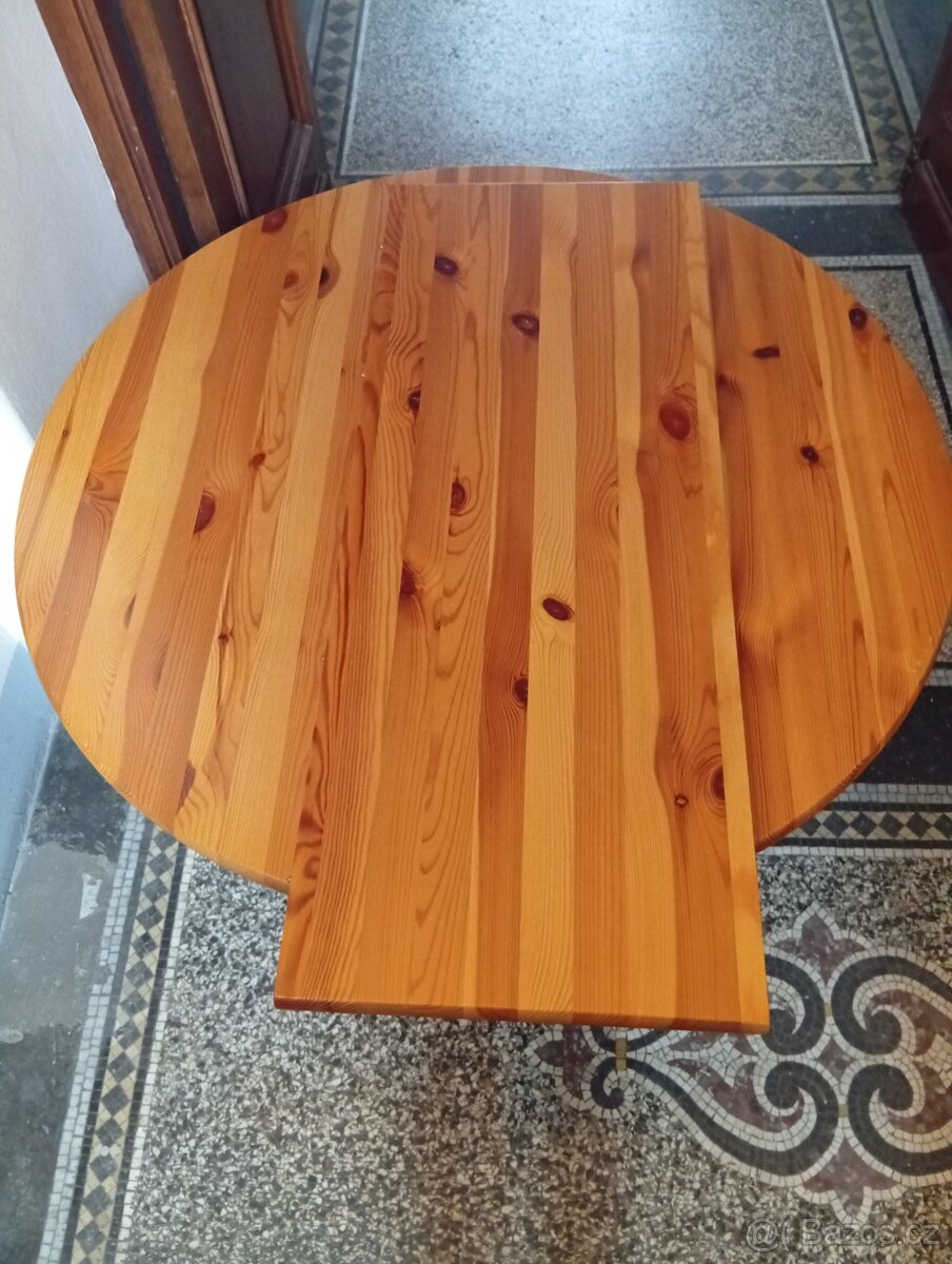 rozkládací kulatý stůl, průměr 105cm+40 - 4