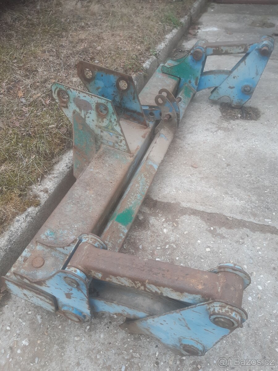 Nosič nářadí na RS09 - 4