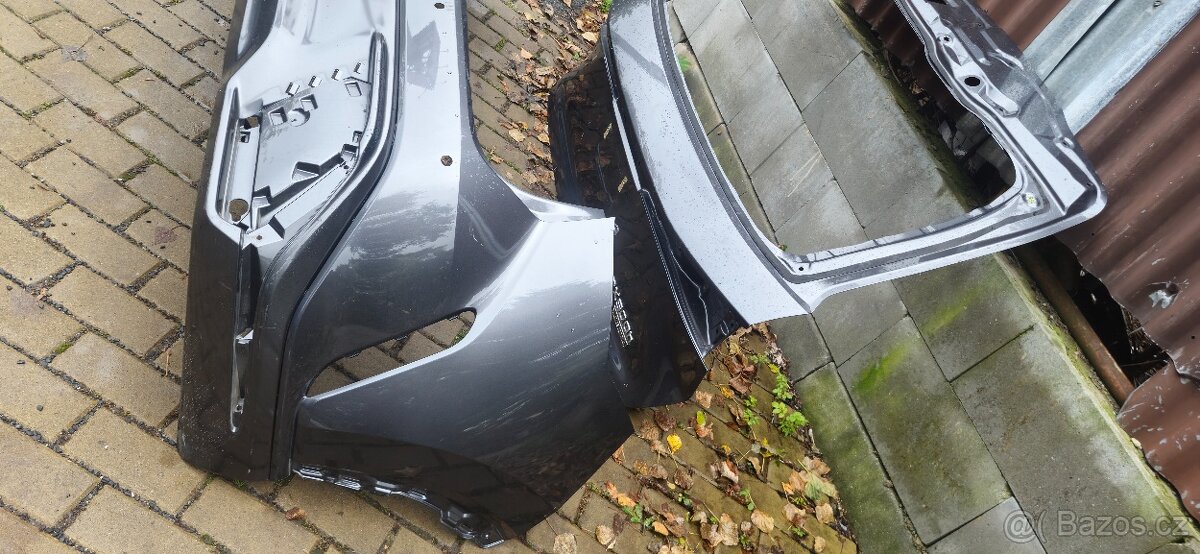 Viko kufru pate dvere lexus rx500h - 4