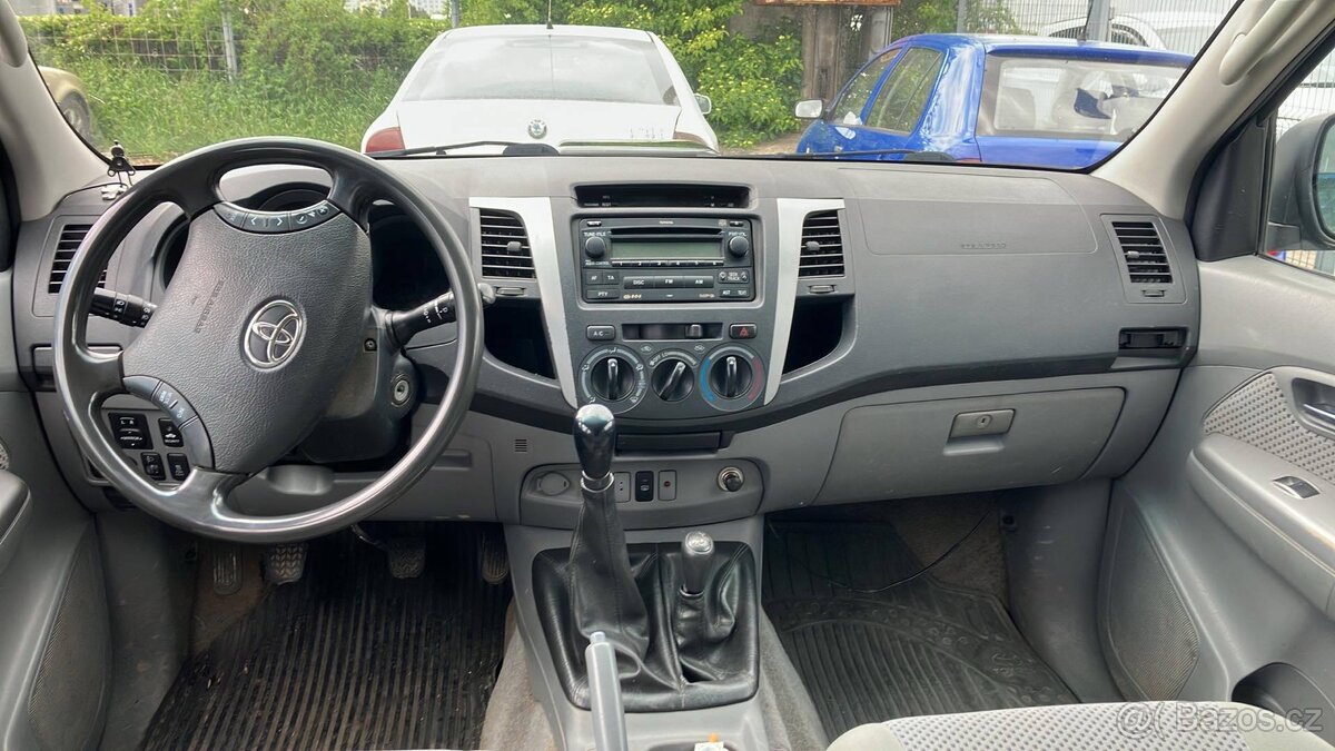 Toyota Hilux 2.5D4D / DPH / - 4
