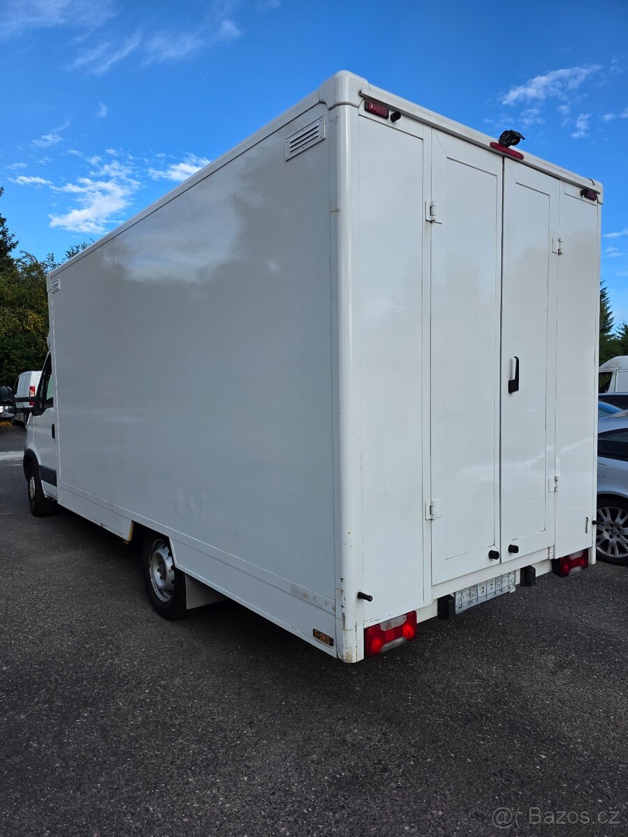 Iveco Daily 35S11 Skříň, automat - 4