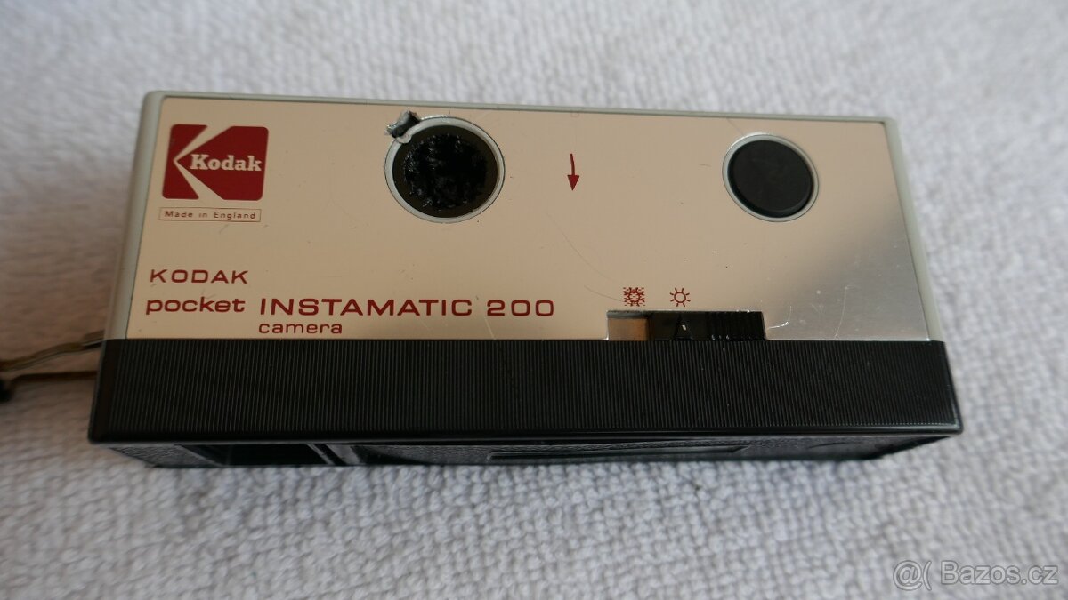 FOTOAPARÁT AGFA/KODAK INSTAMATIC 200 - 4