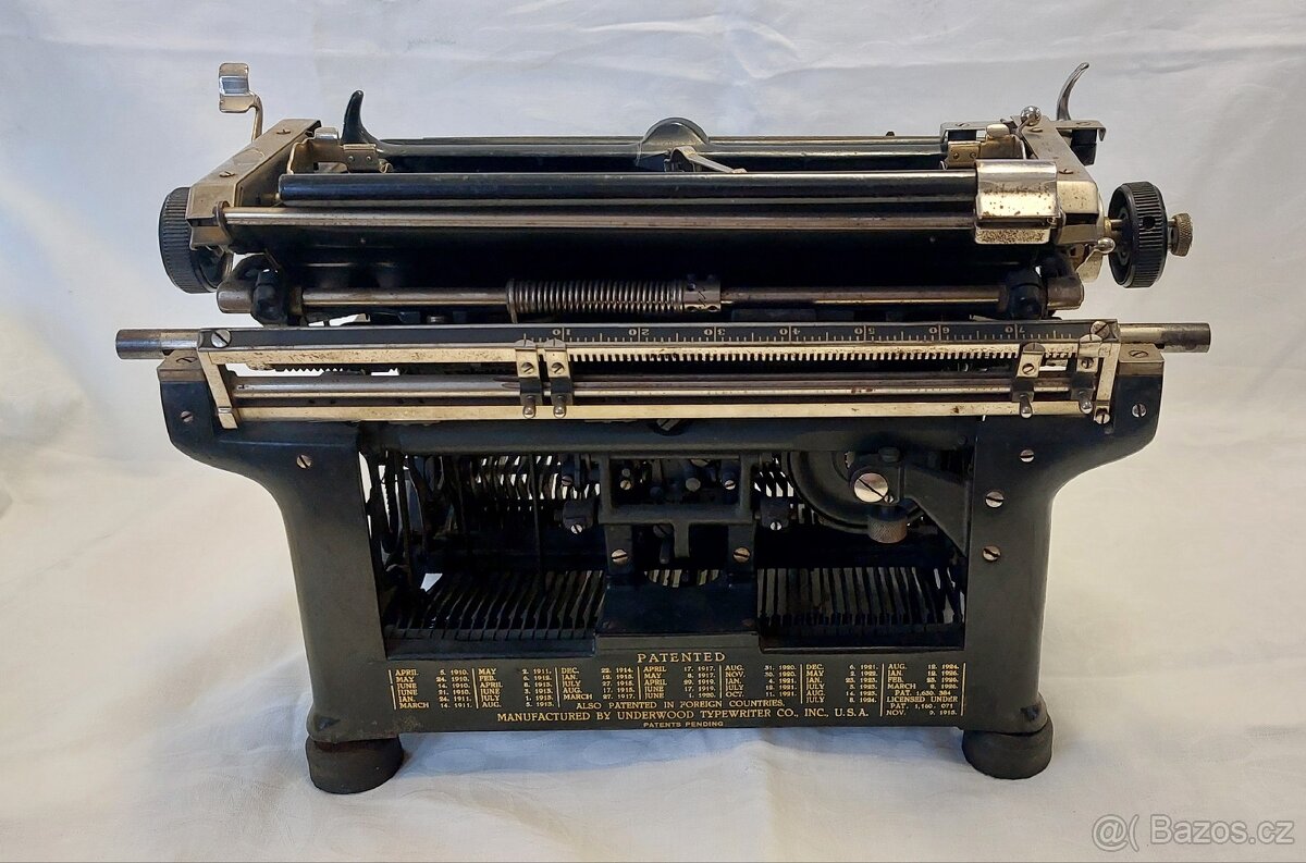 Starožitný psací stroj - 4