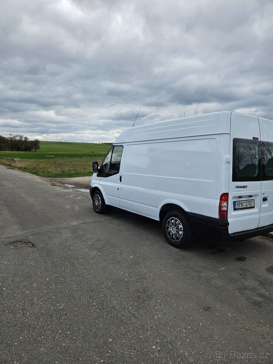 Ford Transit 2.2.TDCI - 4