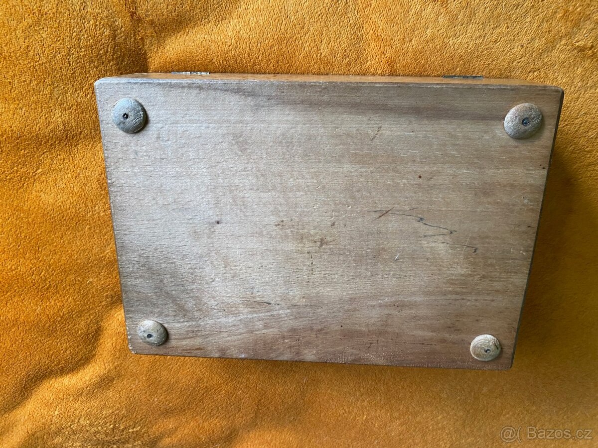 Dřevěná truhlička - 4