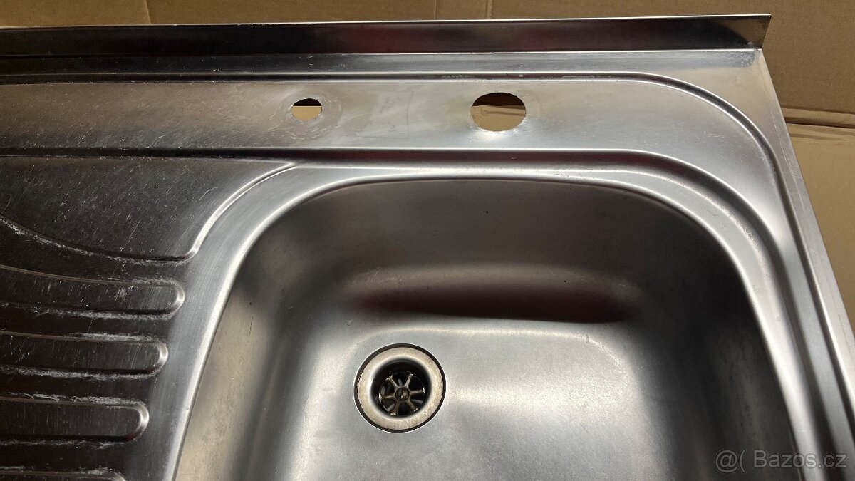 Dřez nerez s odkapem - 4