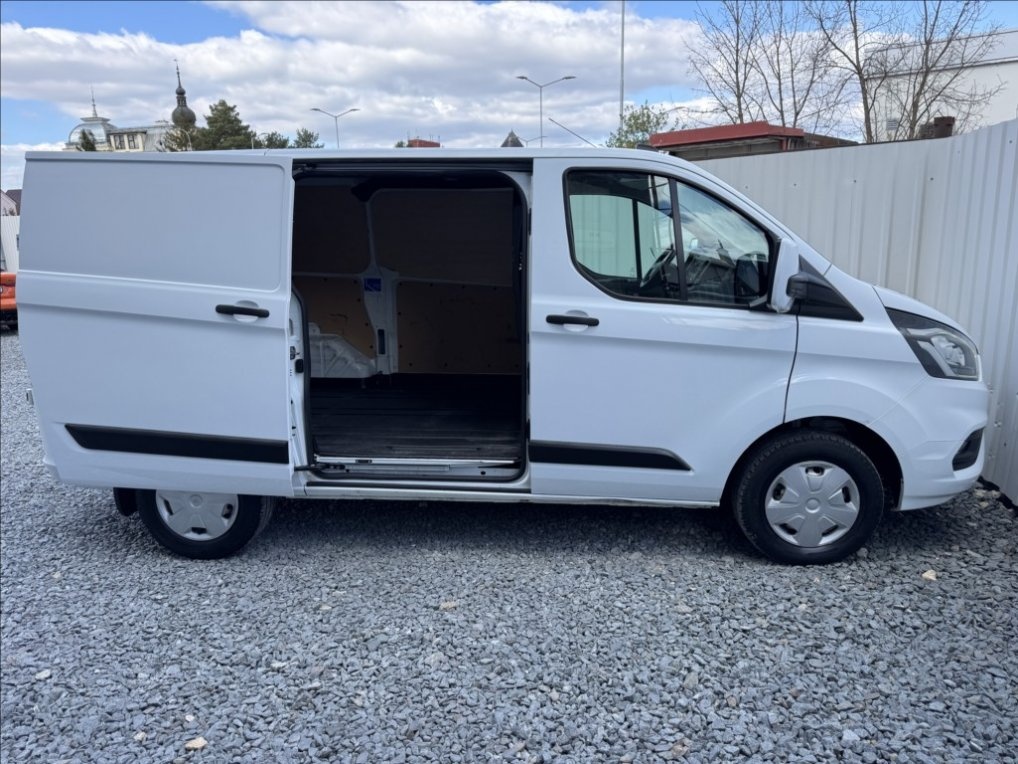 Prodám Ford Transit Custom 2,0 TDCi L1H1 DPH 1.maj ČR - 4
