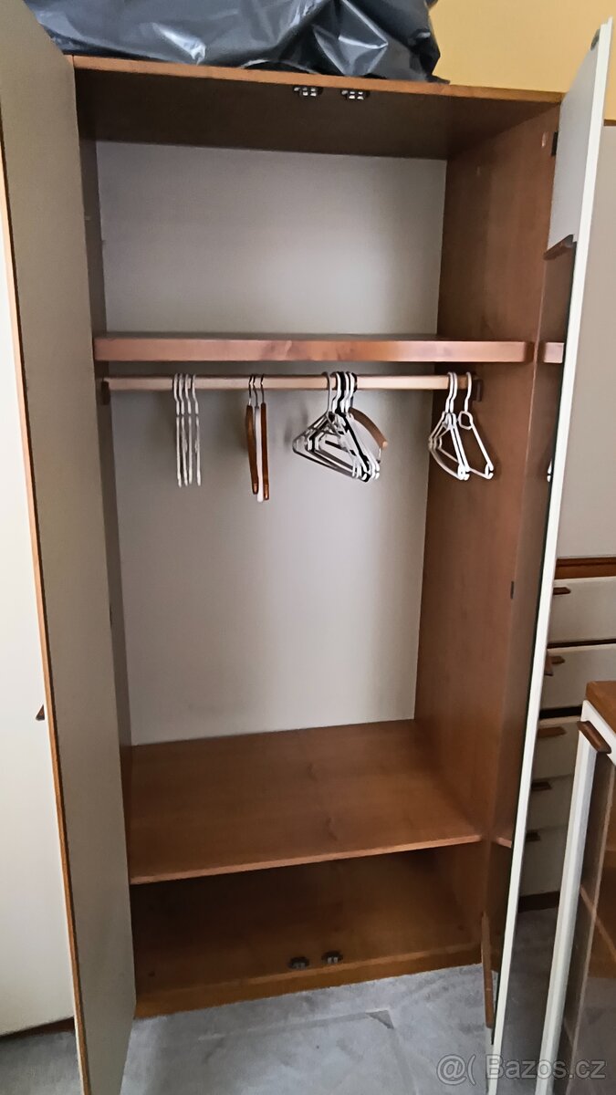 Šatní skříně - 4