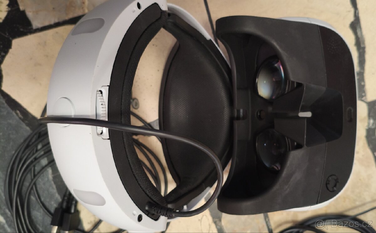 Prodám virtuální realitu Sony - 4