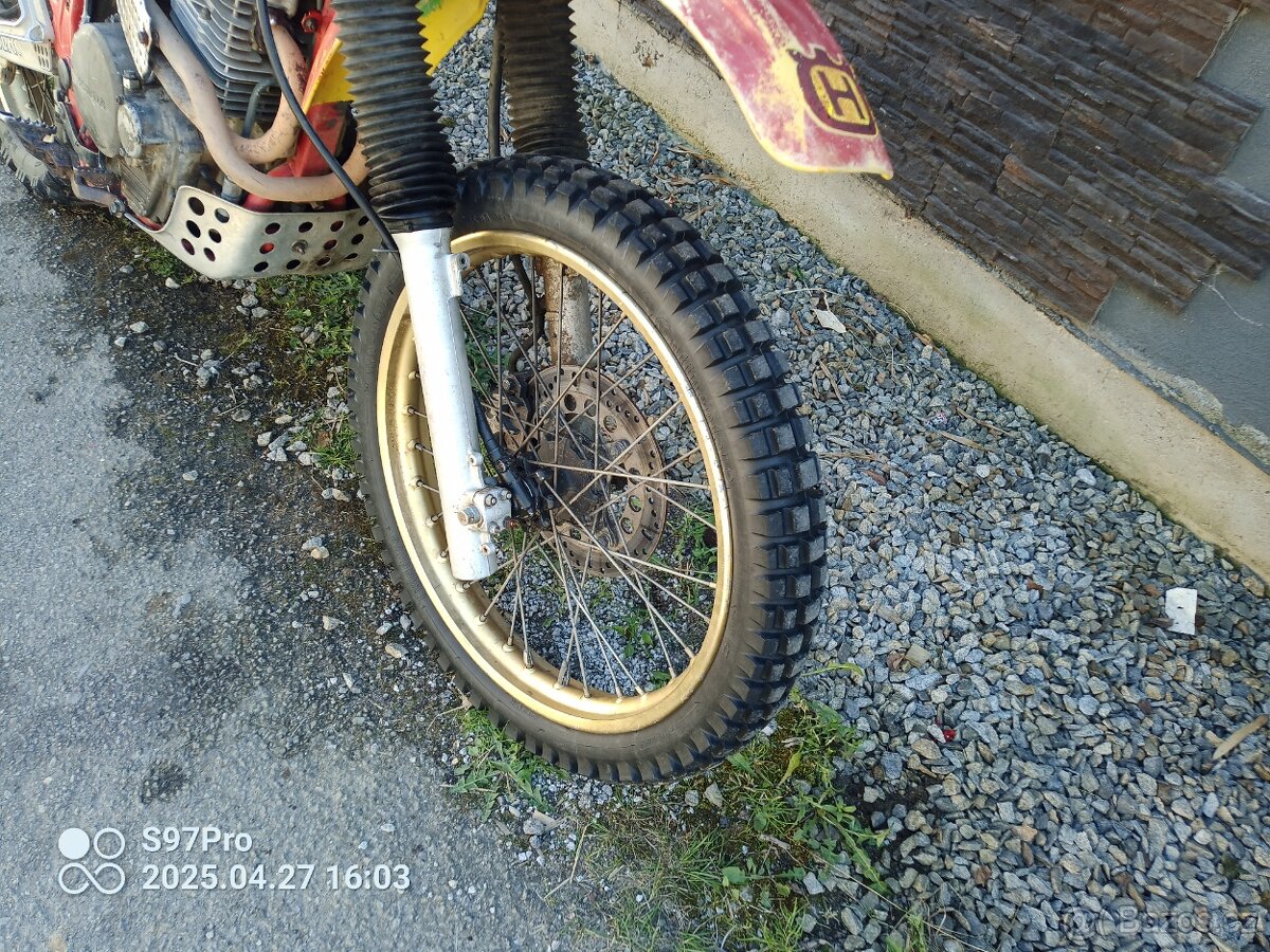 Honda Dominátor