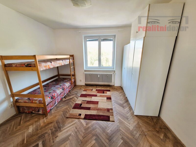 Prodej bytu v OV 2+1 s lodžií, šatnou a sklepem ul. Jakuba O - 4