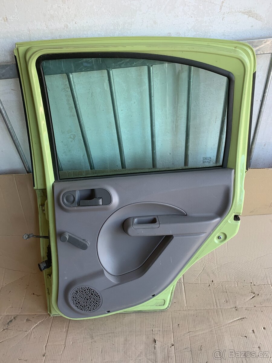 Zadní pravé dveře Fiat Panda 2003-2012 - 4