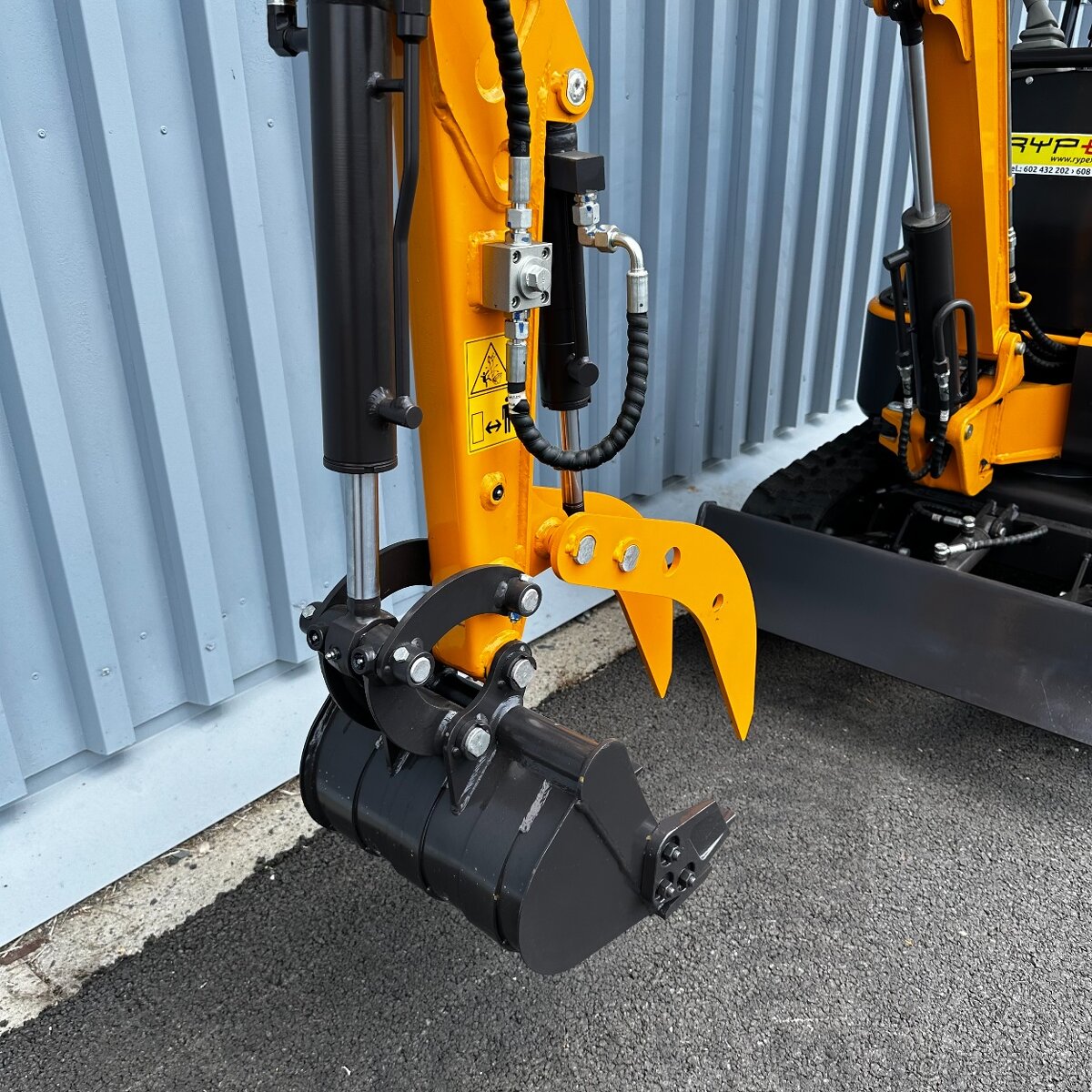 Minibagr RYPEX RP8M2 TOP stroj - 4