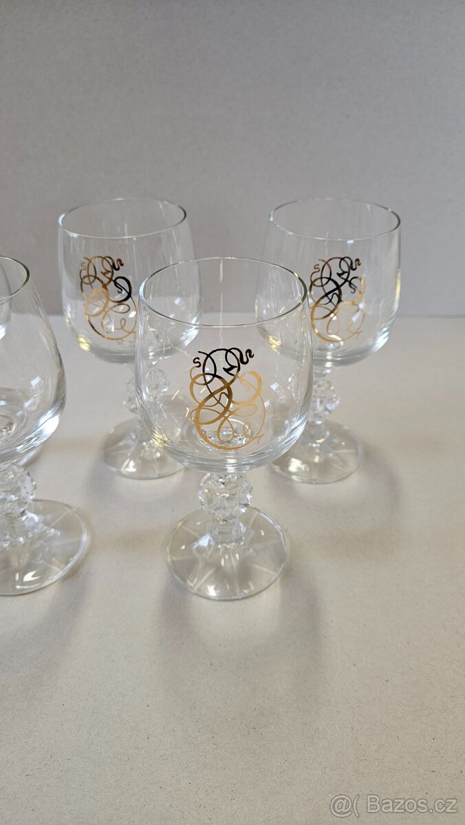 Elegantní sklenice na víno - 4