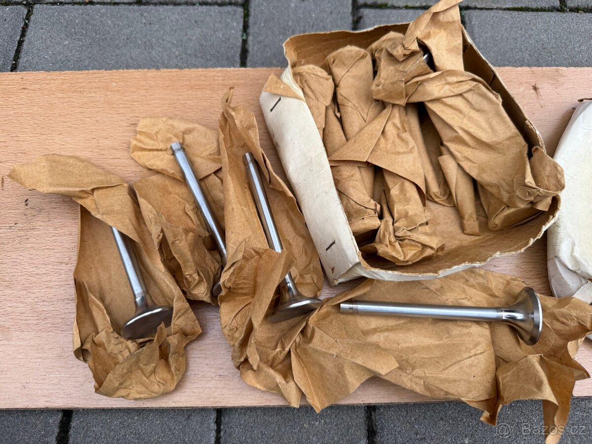 Volha Gaz 21, Gaz 24, nové originální ventily - 4